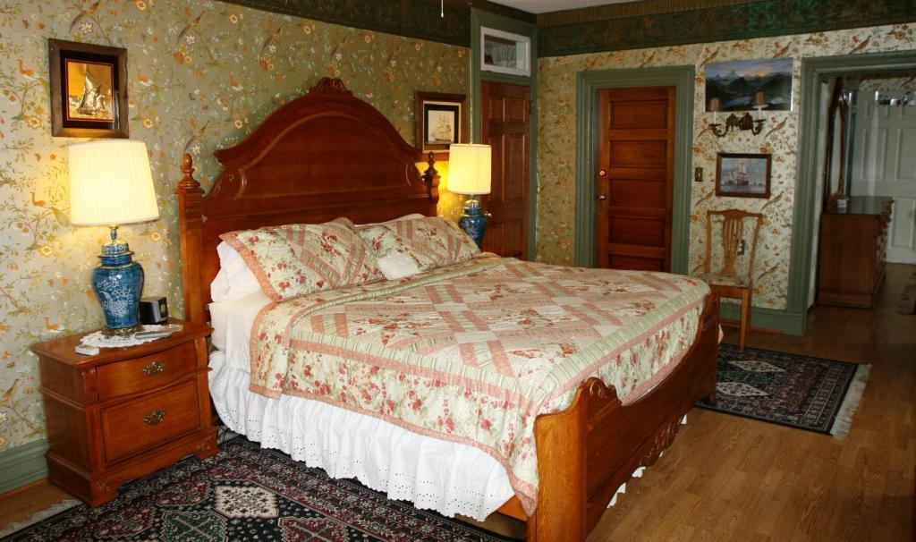 Wilson House Bed & Breakfast Baltimore Room photo